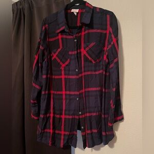 Women’s Plaid Button Down Shirt